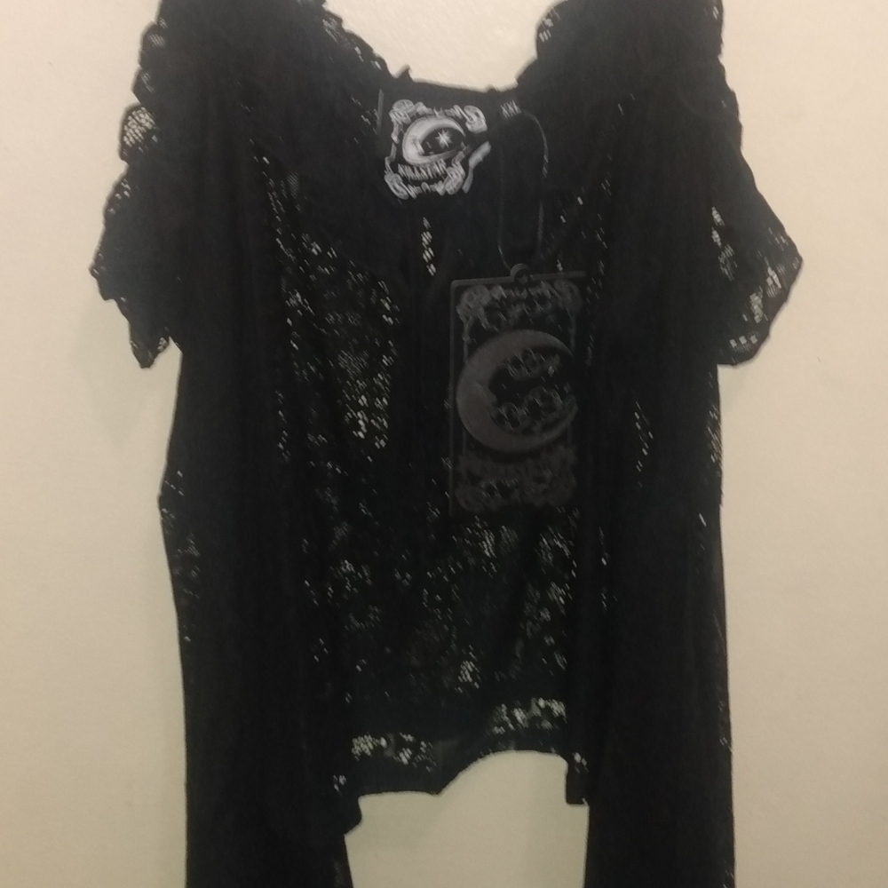Top bell sleeved